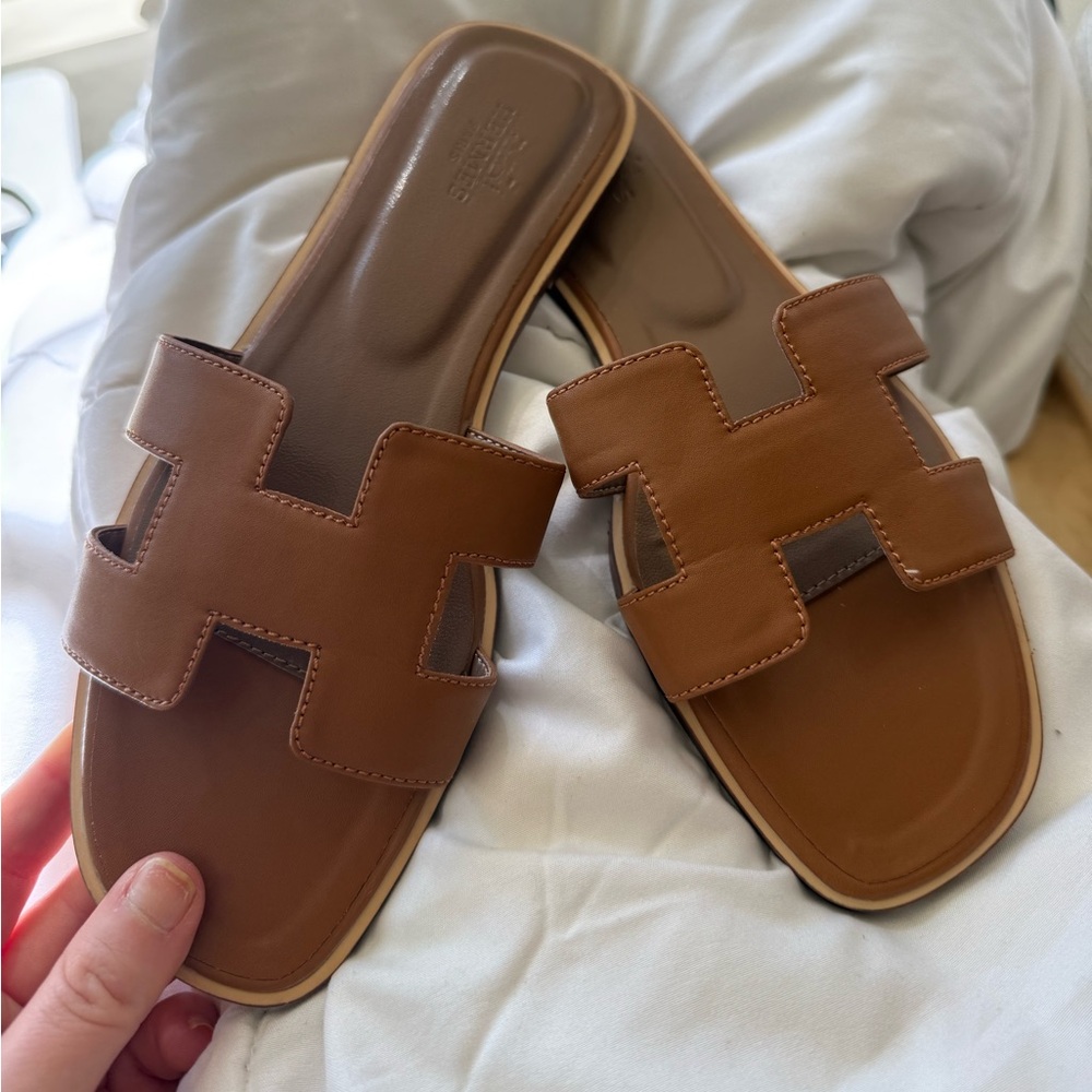 designer brown sandals - Picture 5 of 5